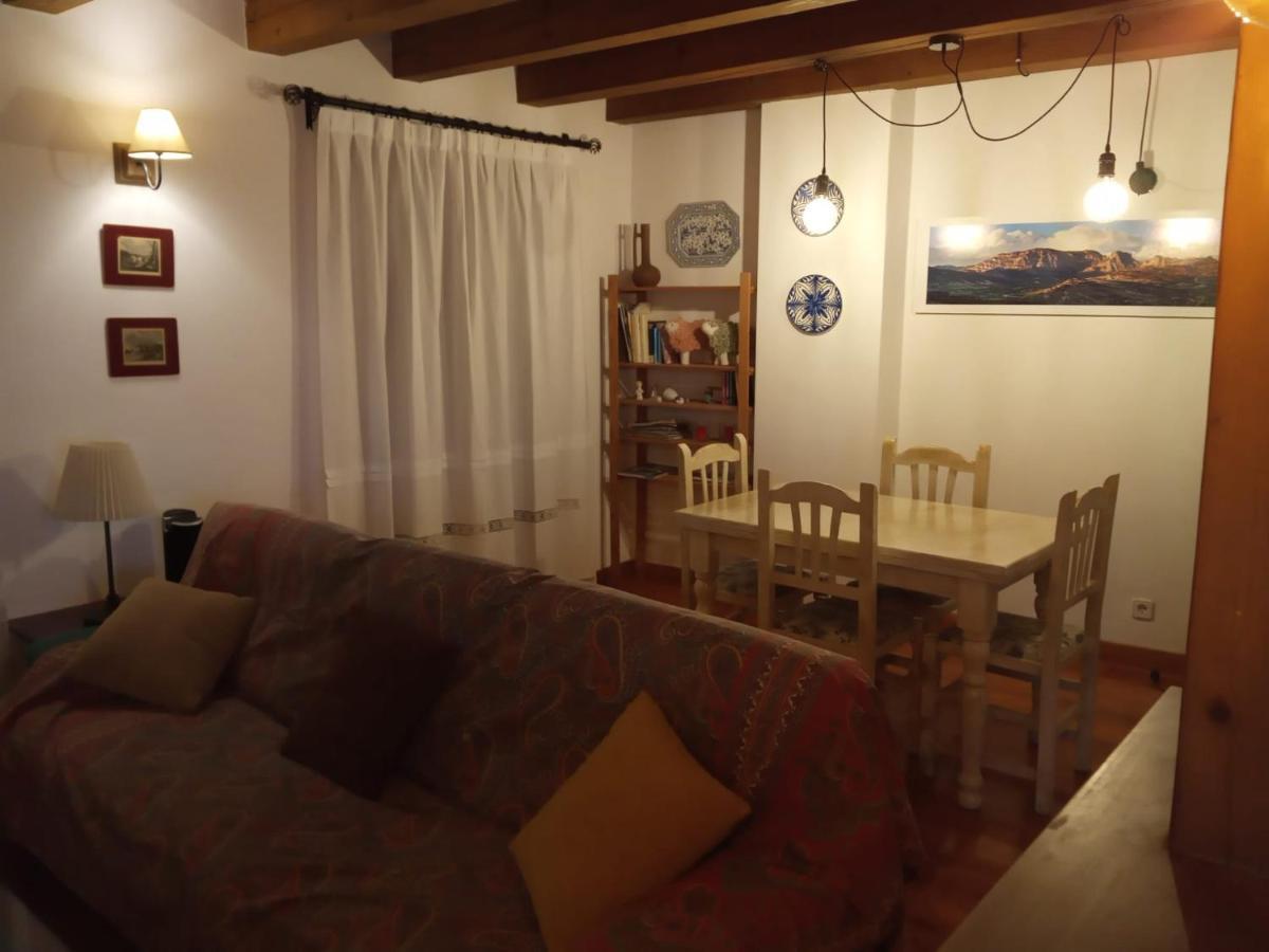 Appartement Apartamento Exclusivo En El Pueblo Mas Bonito Duplex à Roda de Isábena Extérieur photo